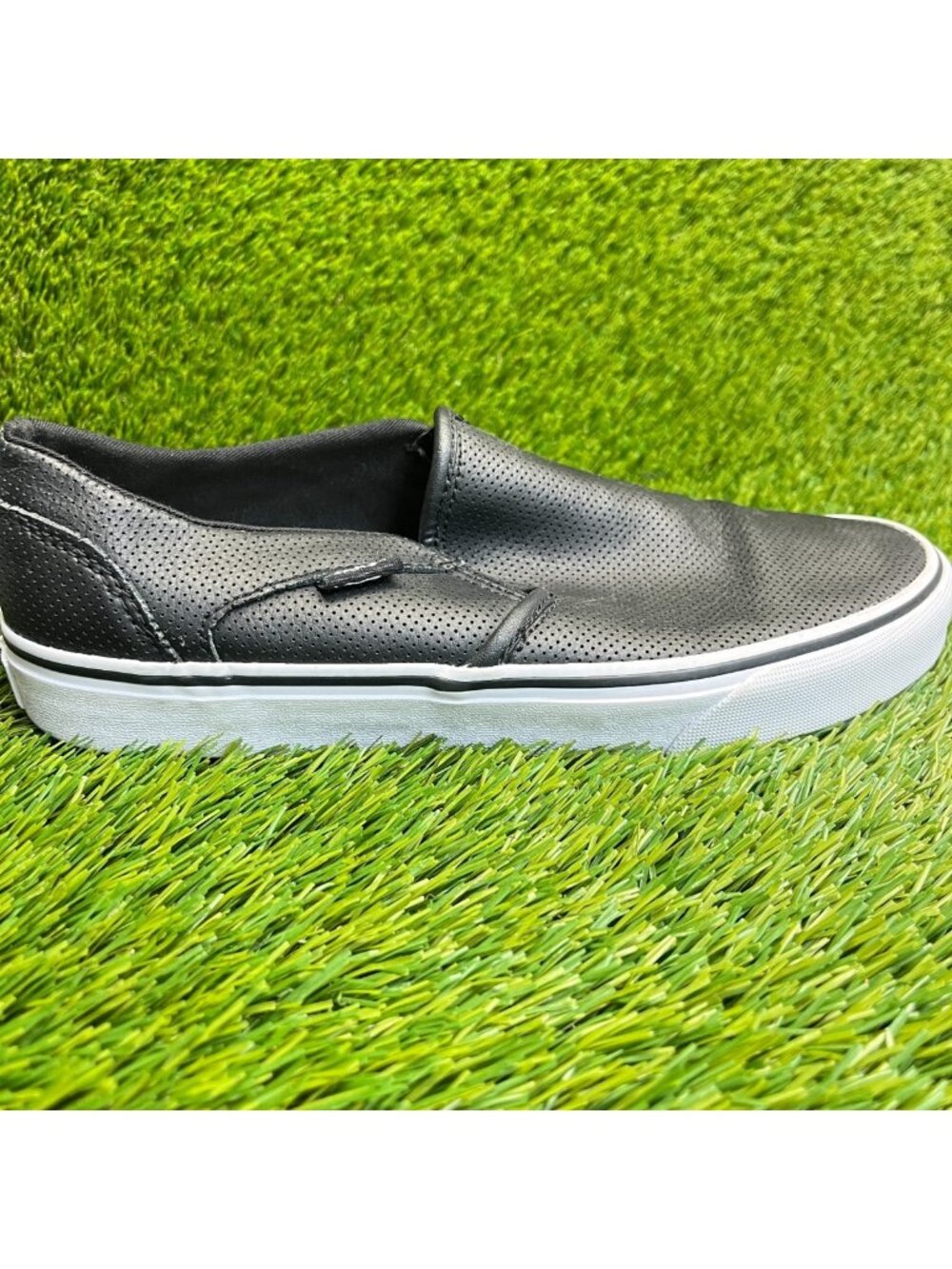 Vans Asher Slip-On Womens Size 9.5 Black Athletic Walking Skate Shoes Sneakers